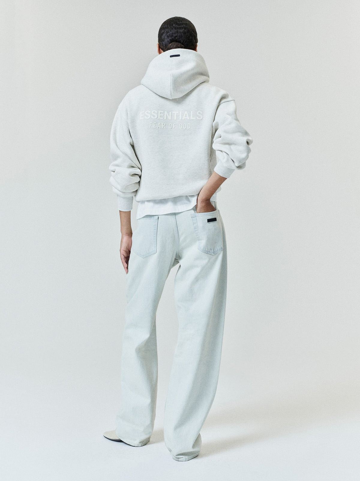 Womens Essentials FW26 Classic Hoodie